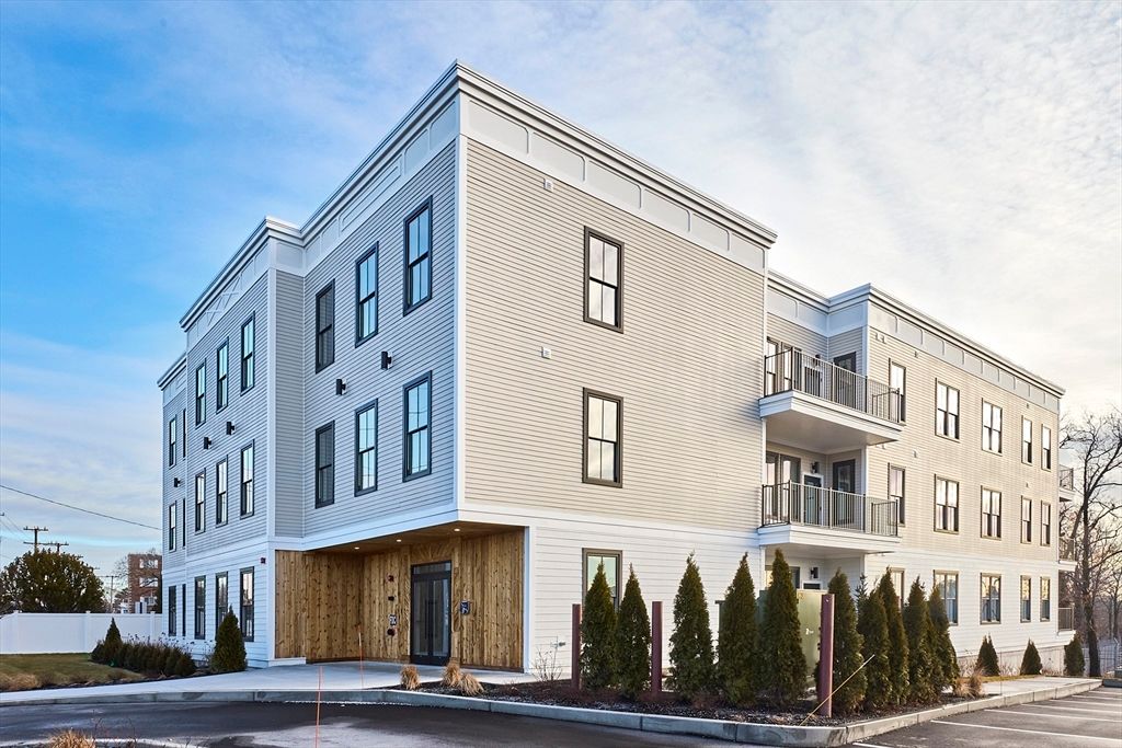 105 Sea Street 105, Quincy, MA 02169