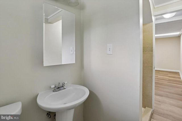 901 KENBROOK DR, Silver Spring, MD 20902