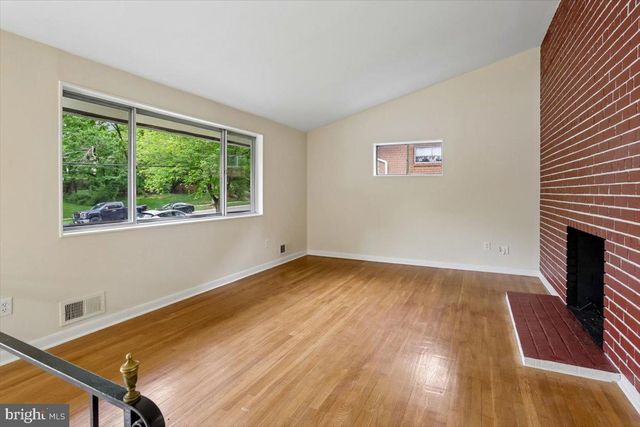 901 KENBROOK DR, Silver Spring, MD 20902