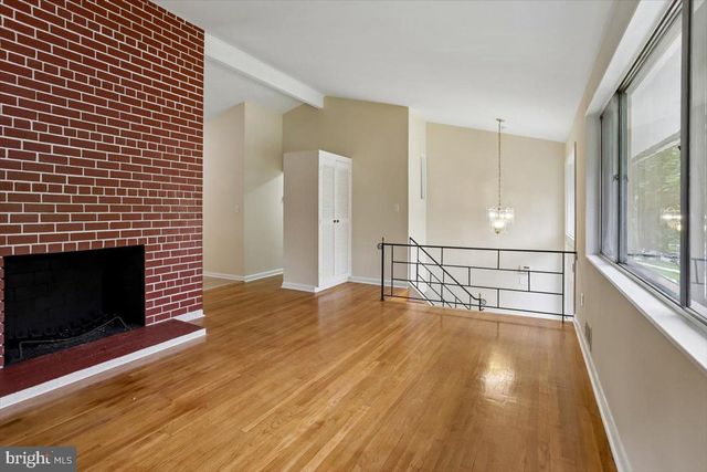 901 KENBROOK DR, Silver Spring, MD 20902