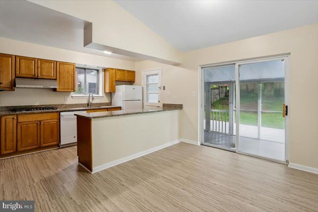 901 KENBROOK DR, Silver Spring, MD 20902
