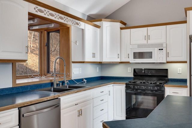 3223 N Ebner Coulee ROAD, La Crosse, WI 54601