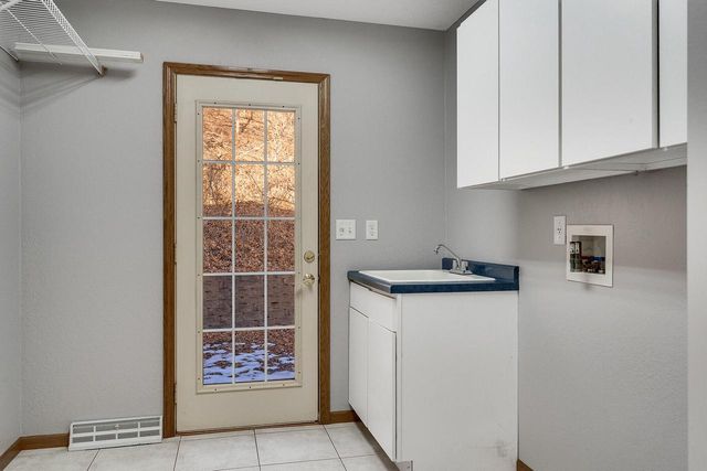 3223 N Ebner Coulee ROAD, La Crosse, WI 54601