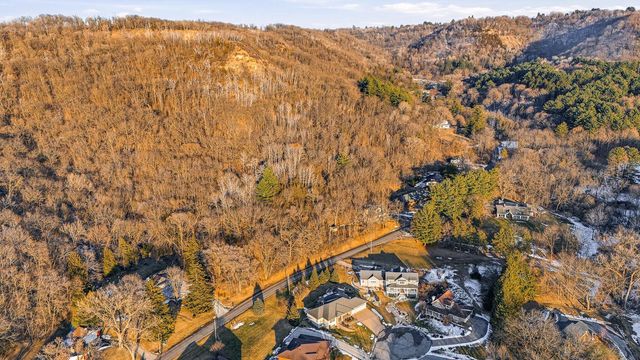 3223 N Ebner Coulee ROAD, La Crosse, WI 54601