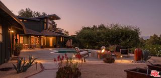4650 Canoga Avenue, Woodland Hills (los Angeles), CA 91364