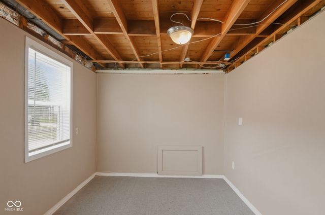 8132 E 34th Street, Indianapolis, IN 46226
