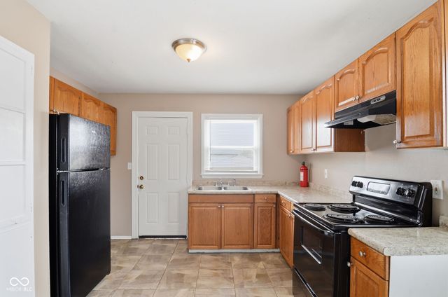8132 E 34th Street, Indianapolis, IN 46226