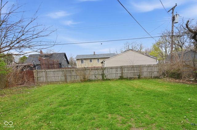 8132 E 34th Street, Indianapolis, IN 46226