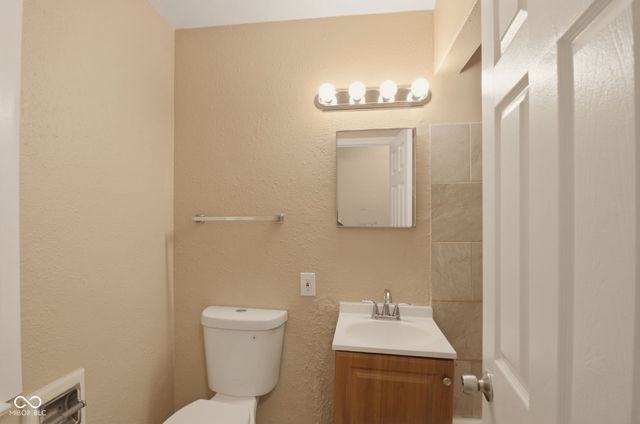 8132 E 34th Street, Indianapolis, IN 46226