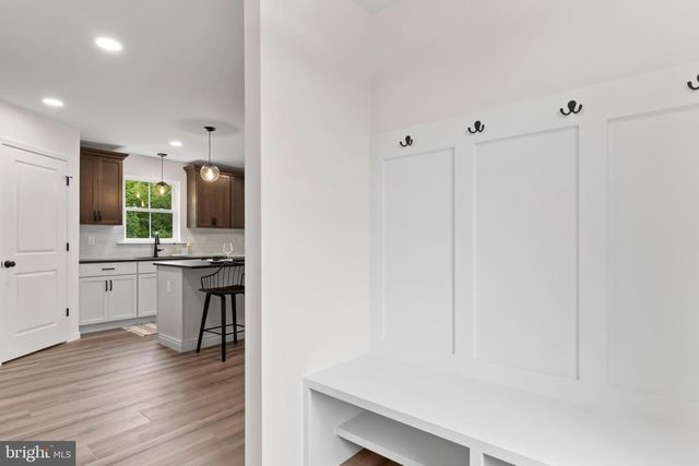 56 PINETREE DR, Duncannon, PA 17020