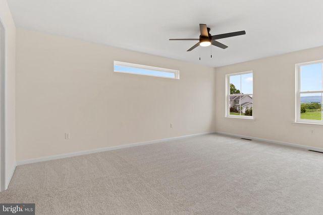 56 PINETREE DR, Duncannon, PA 17020