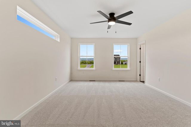 56 PINETREE DR, Duncannon, PA 17020