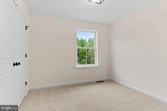 56 PINETREE DR, Duncannon, PA 17020
