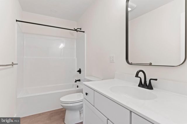 56 PINETREE DR, Duncannon, PA 17020