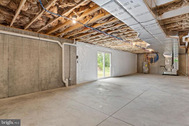 56 PINETREE DR, Duncannon, PA 17020