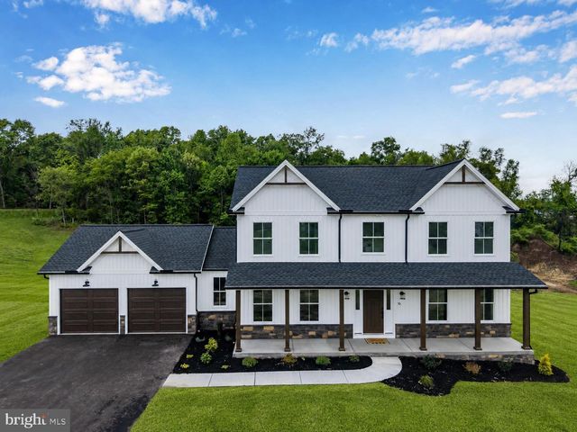 56 PINETREE DR, Duncannon, PA 17020