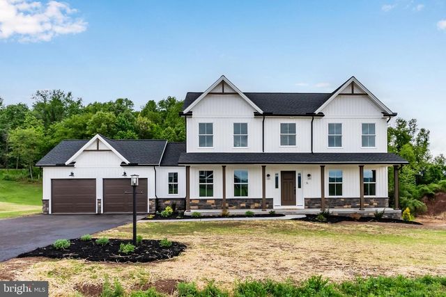 56 PINETREE DR, Duncannon, PA 17020
