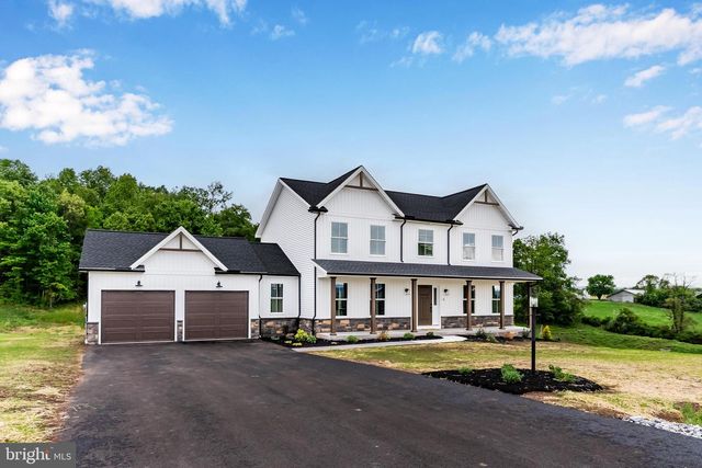 56 PINETREE DR, Duncannon, PA 17020