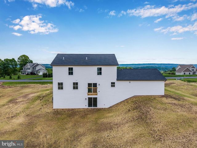 56 PINETREE DR, Duncannon, PA 17020