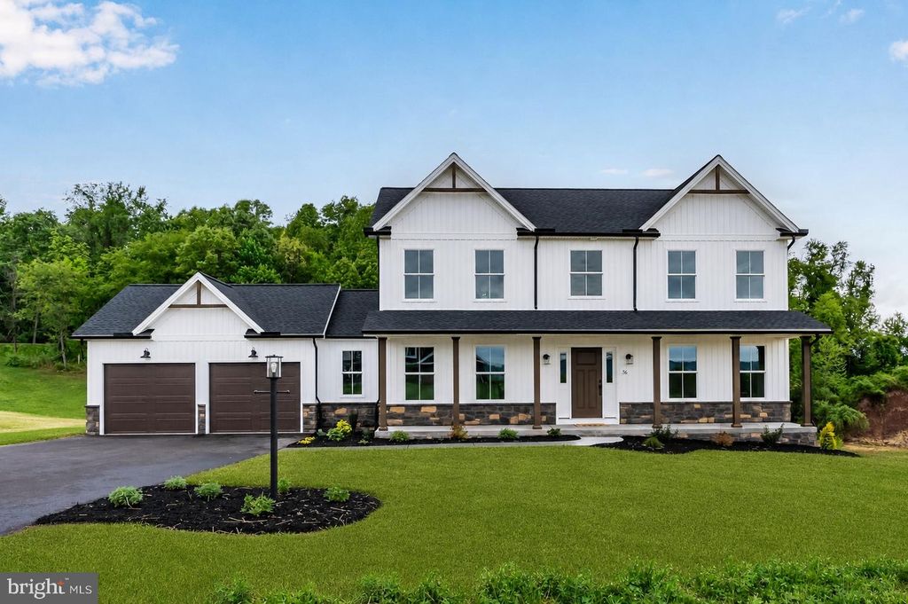 56 PINETREE DR, Duncannon, PA 17020