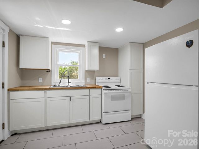 795 W Tate Street, Marion, NC 28752