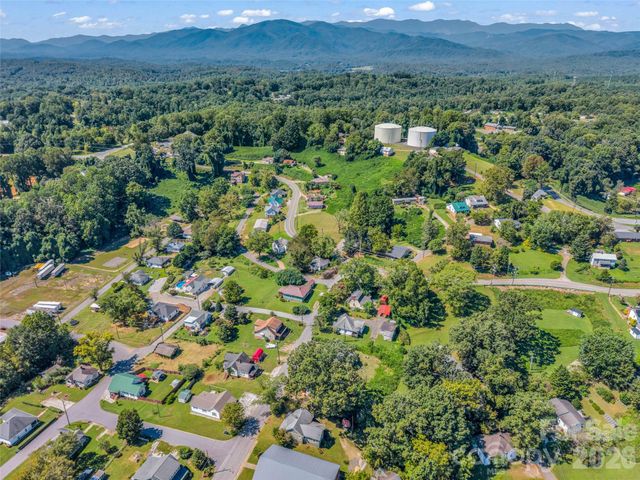 795 W Tate Street, Marion, NC 28752