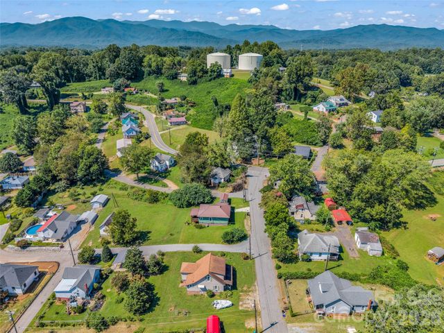 795 W Tate Street, Marion, NC 28752
