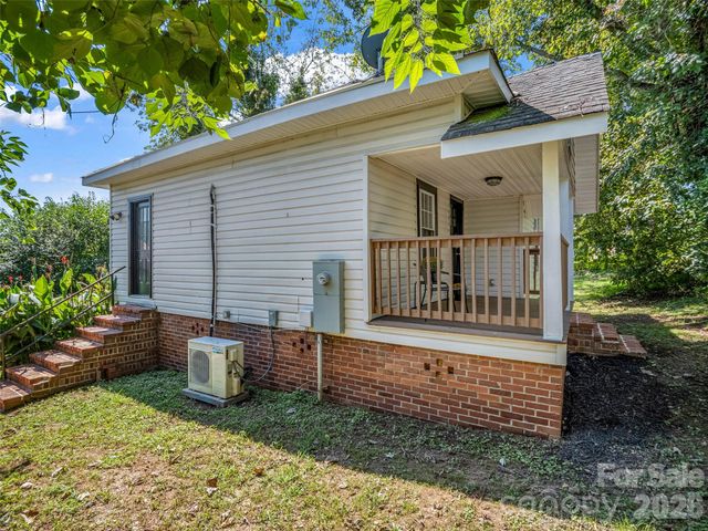 795 W Tate Street, Marion, NC 28752