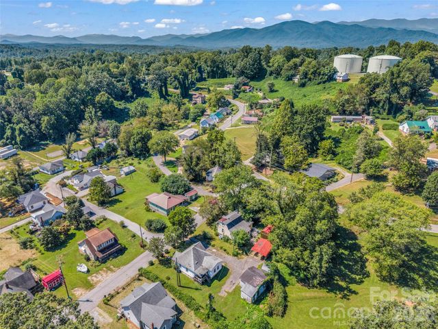 795 W Tate Street, Marion, NC 28752