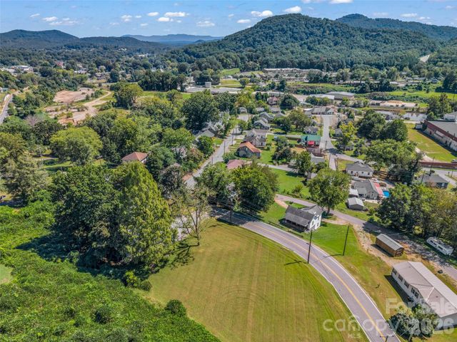 795 W Tate Street, Marion, NC 28752