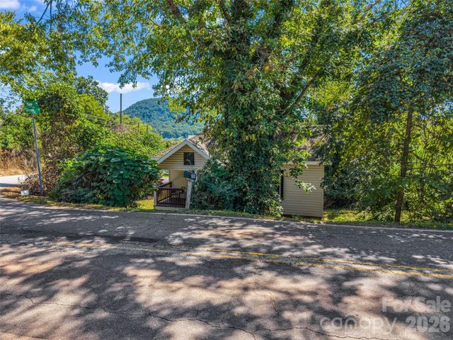 795 W Tate Street, Marion, NC 28752