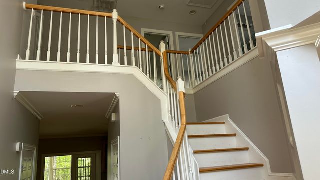 8 Arrowwood Court, Durham, NC 27712