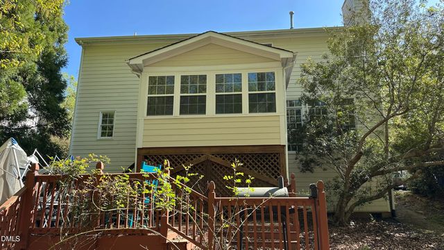 8 Arrowwood Court, Durham, NC 27712