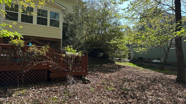8 Arrowwood Court, Durham, NC 27712