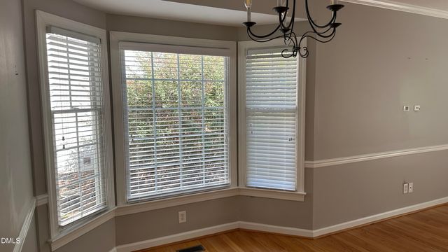 8 Arrowwood Court, Durham, NC 27712