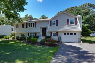6 Fairfax St, Burlington, MA 01803