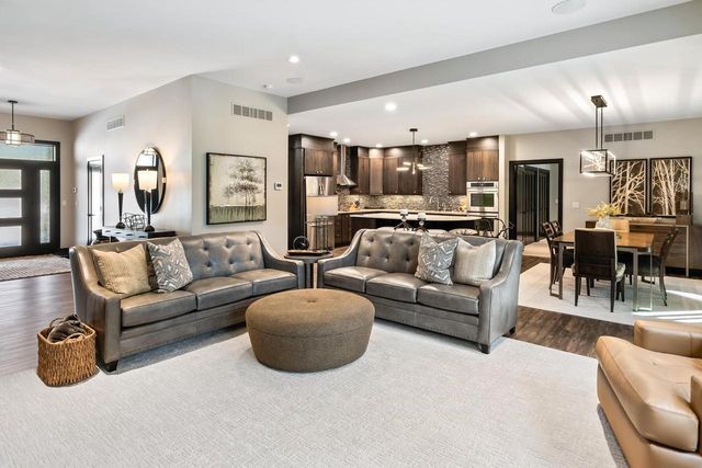 1855 WHITEWATER COVE, Plover, WI 54467