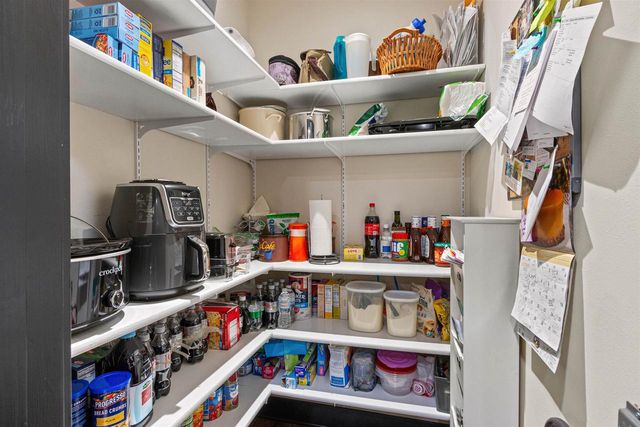 1855 WHITEWATER COVE, Plover, WI 54467