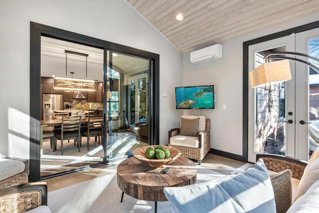 1855 WHITEWATER COVE, Plover, WI 54467