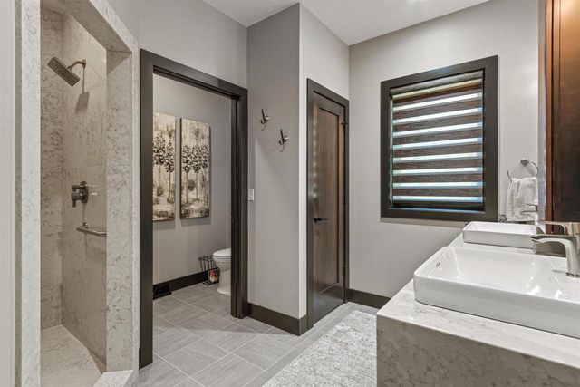 1855 WHITEWATER COVE, Plover, WI 54467