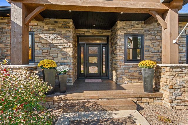 1855 WHITEWATER COVE, Plover, WI 54467