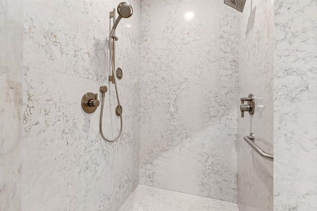 1855 WHITEWATER COVE, Plover, WI 54467