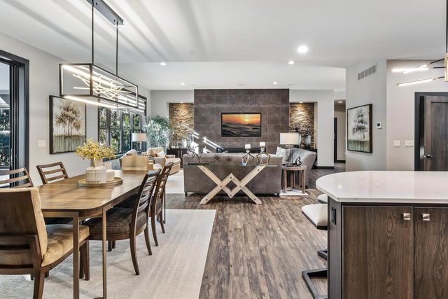 1855 WHITEWATER COVE, Plover, WI 54467