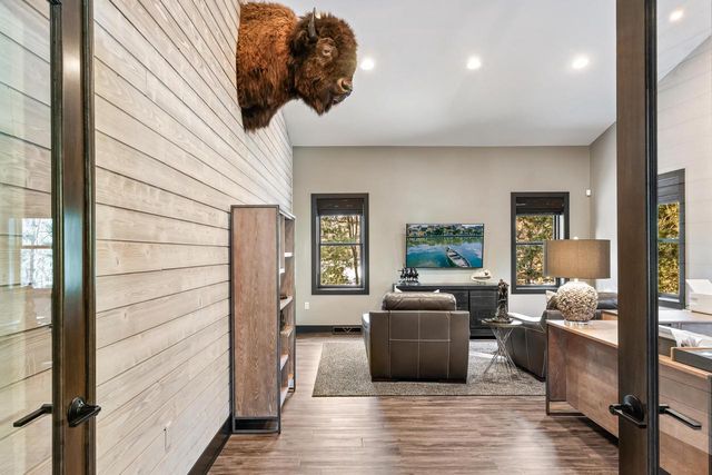 1855 WHITEWATER COVE, Plover, WI 54467