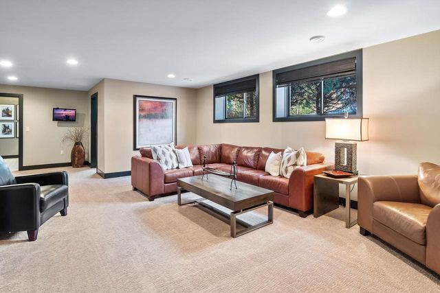 1855 WHITEWATER COVE, Plover, WI 54467