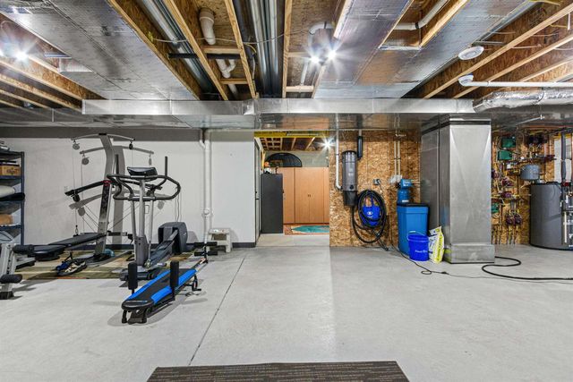 1855 WHITEWATER COVE, Plover, WI 54467