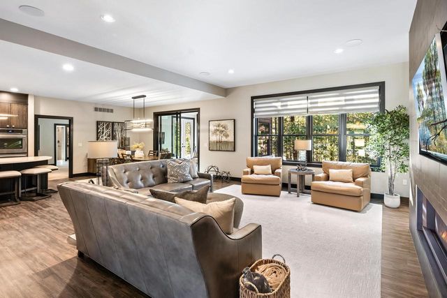 1855 WHITEWATER COVE, Plover, WI 54467