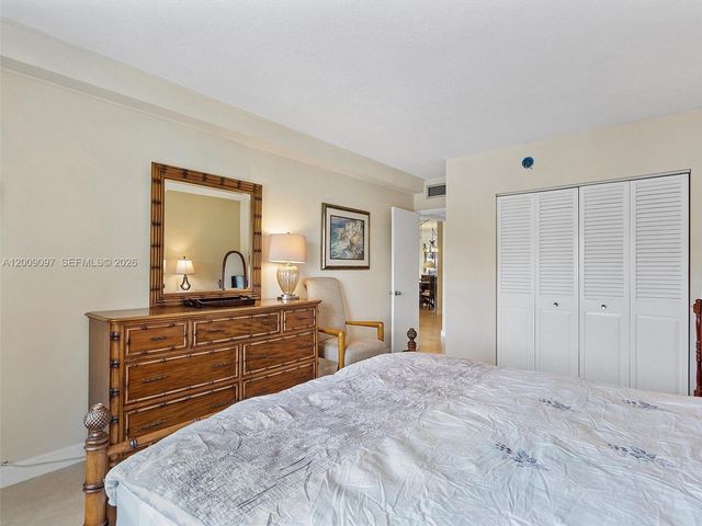 400 Kings Point Drive 229, Sunny Isles Beach, FL 33160