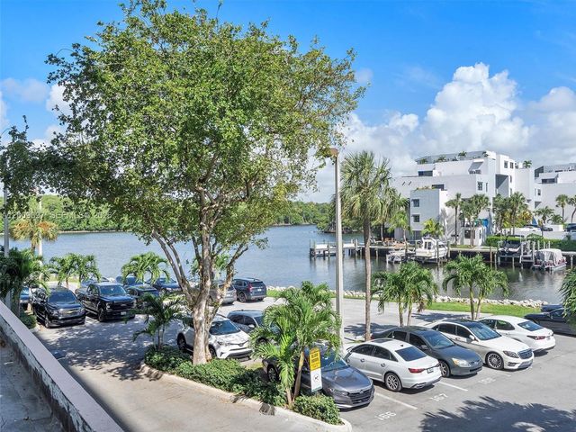 400 Kings Point Drive 229, Sunny Isles Beach, FL 33160