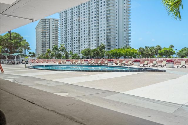 400 Kings Point Drive 229, Sunny Isles Beach, FL 33160